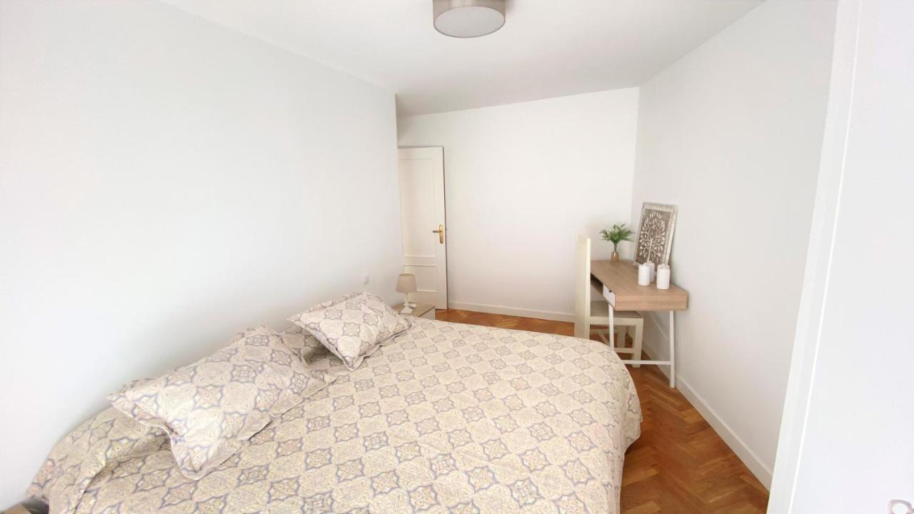 Apartamento Las Rozas Centro Con Parking Incluido Exterior photo