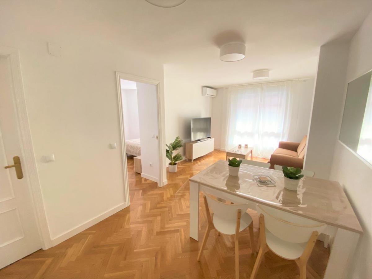 Apartamento Las Rozas Centro Con Parking Incluido Exterior photo