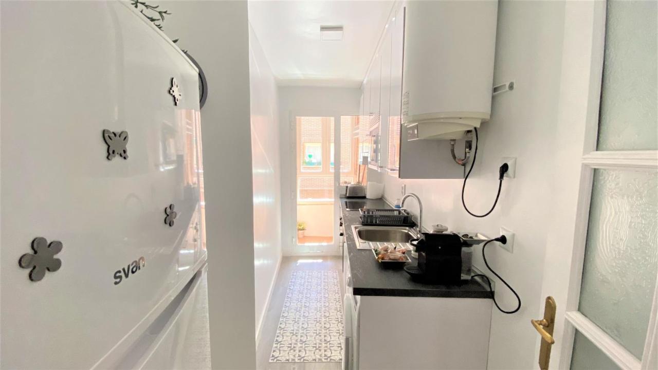 Apartamento Las Rozas Centro Con Parking Incluido Exterior photo