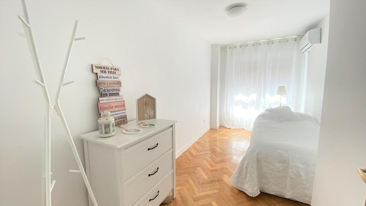 Apartamento Las Rozas Centro Con Parking Incluido Exterior photo