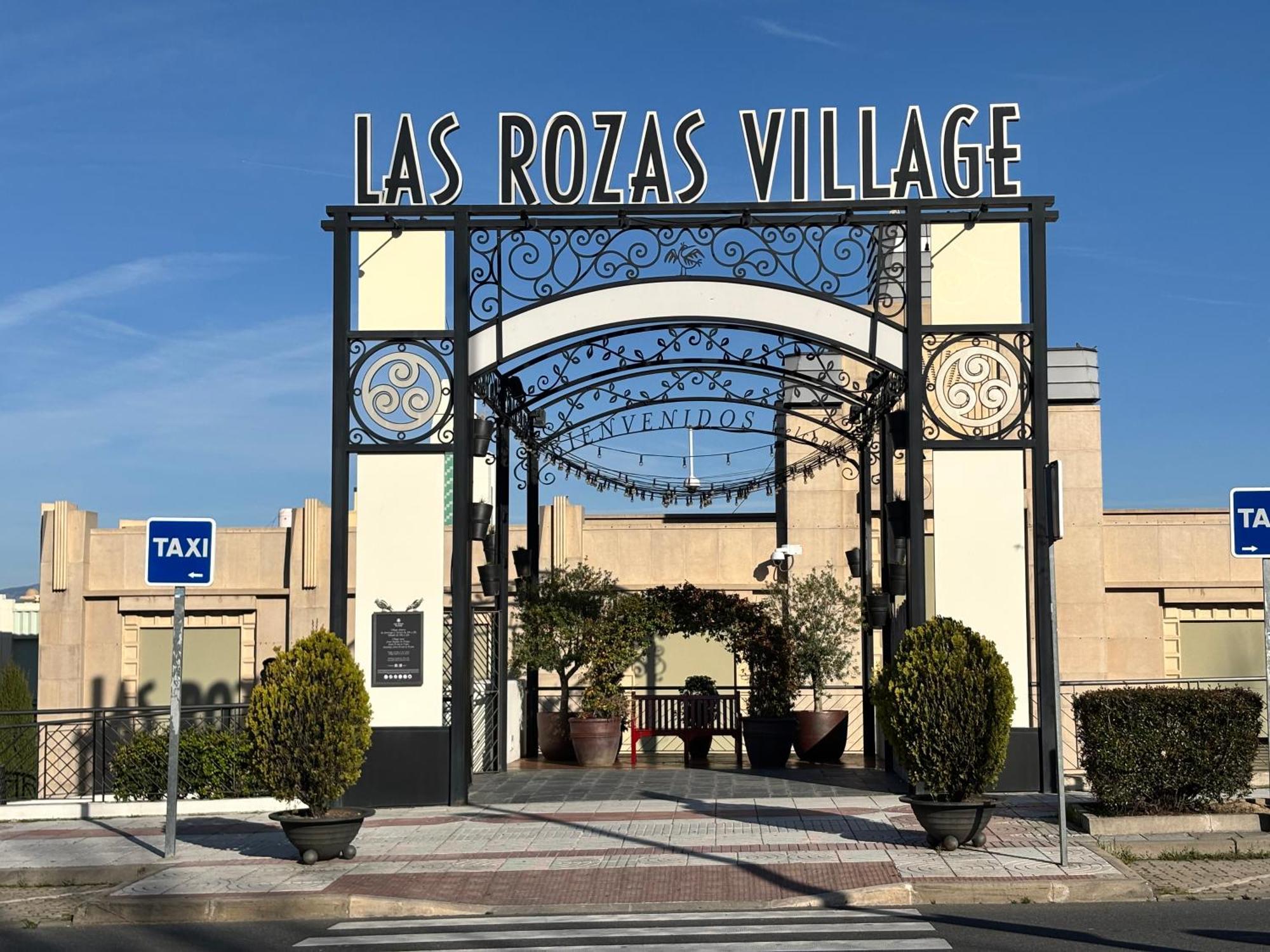 Apartamento Las Rozas Centro Con Parking Incluido Exterior photo